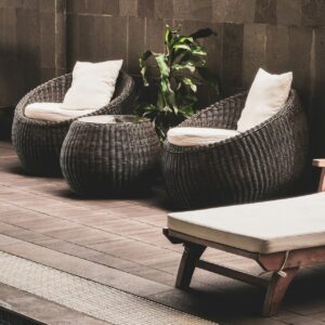 Weatherproof Wicker Patio Lounge Chair